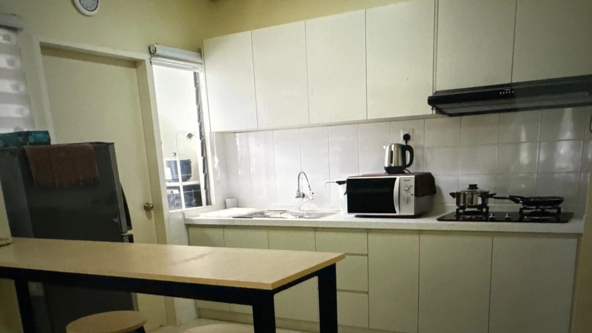 Mawar Homestay Shah Alam Apartment