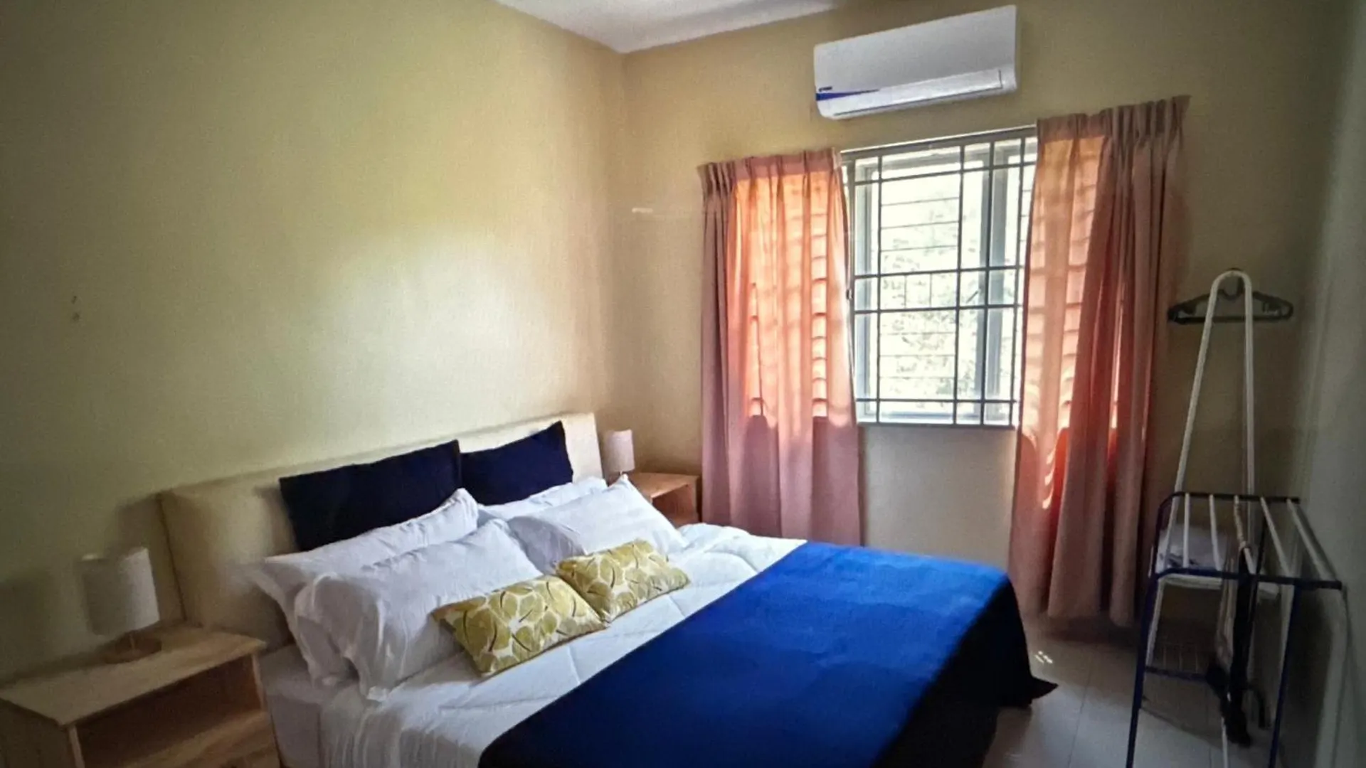 Mawar Homestay Shah Alam Apartment